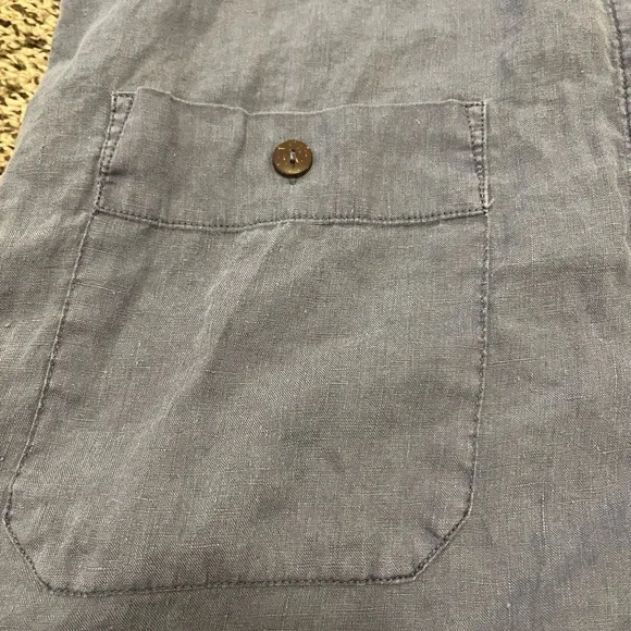 Tahari Light Blue Linen-Blend Utility Button Up - Picture 2 of 6